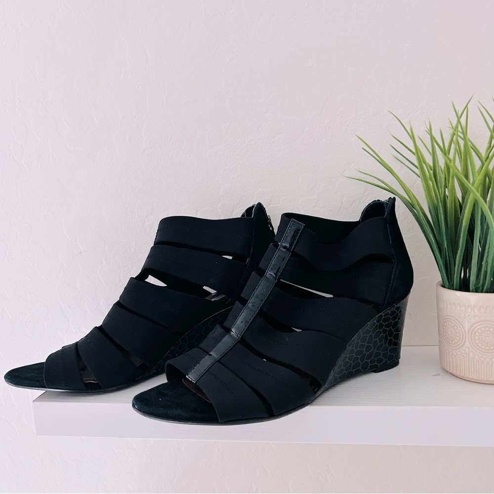 Donald J Pliner Women’s Wedges Black Size 9.5‎